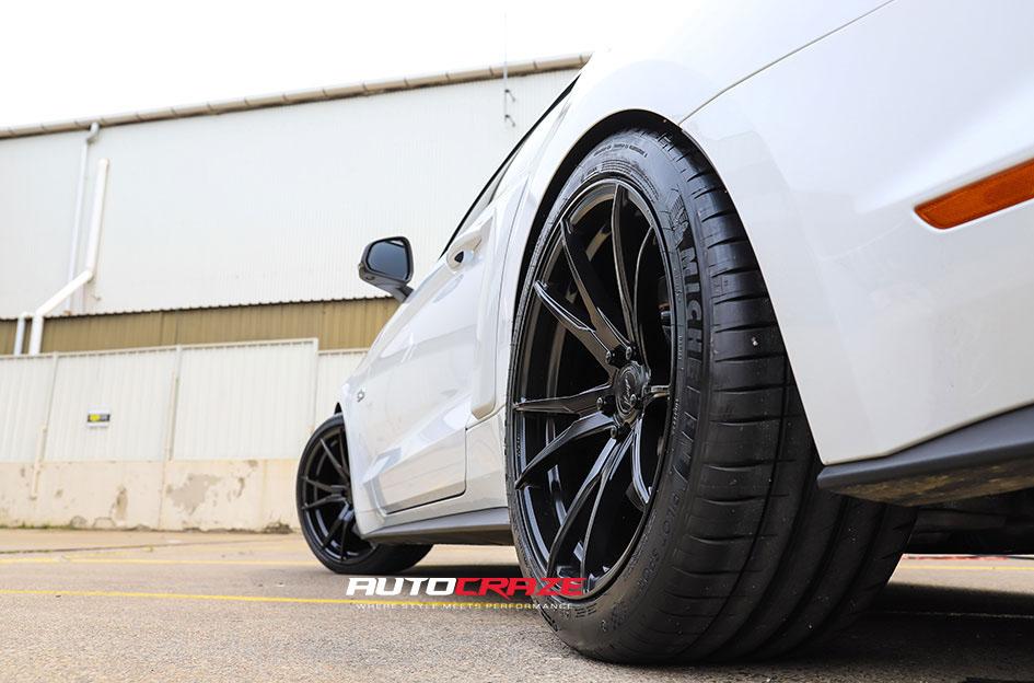 FORD MUSTANG SF06 SATIN BLACK